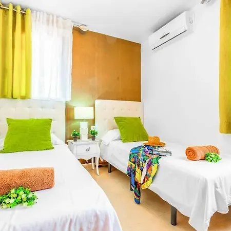 Playa Blanca Sleeps 6 Pool Air Con Wifi * Playa Blanca (Lanzarote)